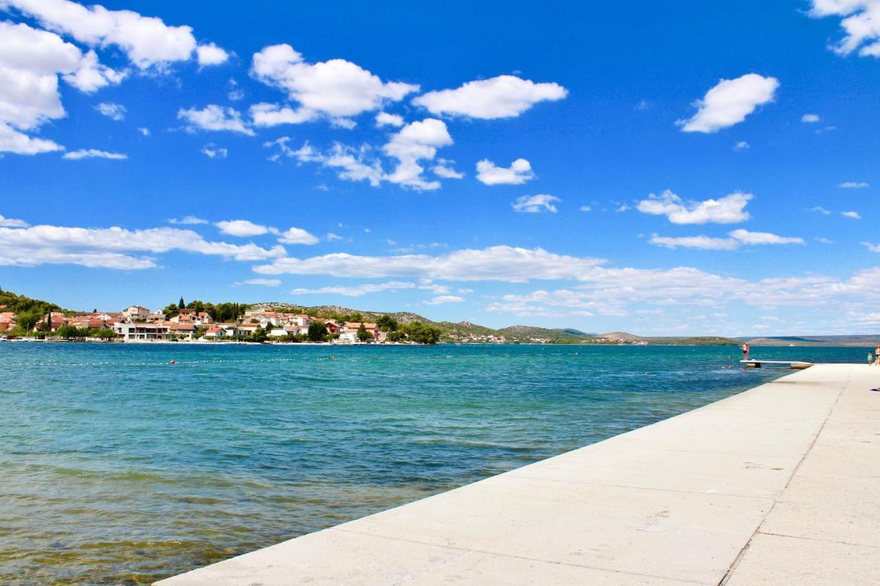 Apartments With A Parking Space Bilice, Krka - 13545 Šibenik Extérieur photo