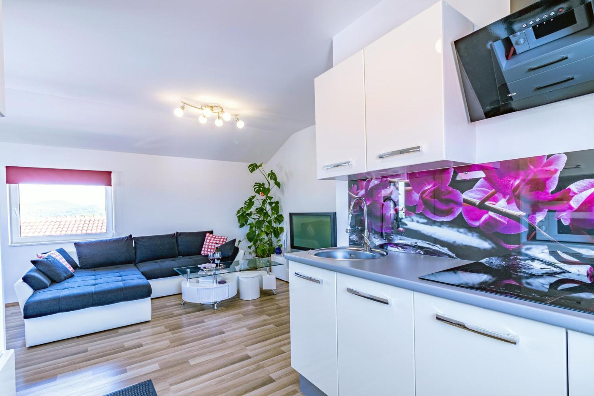 Apartments With A Parking Space Bilice, Krka - 13545 Šibenik Chambre photo